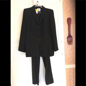 Two piece pants suit